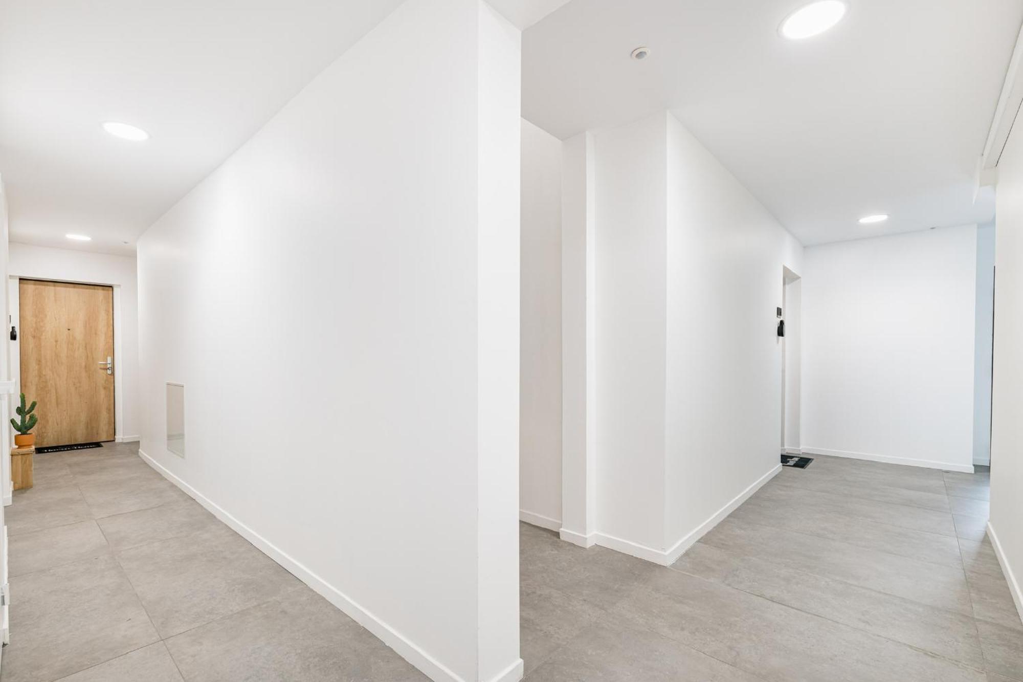 Chill Haven - Jacuzzi & Cinema - Queen Size - Parking - Terrasse Saint-Etienne  Extérieur photo