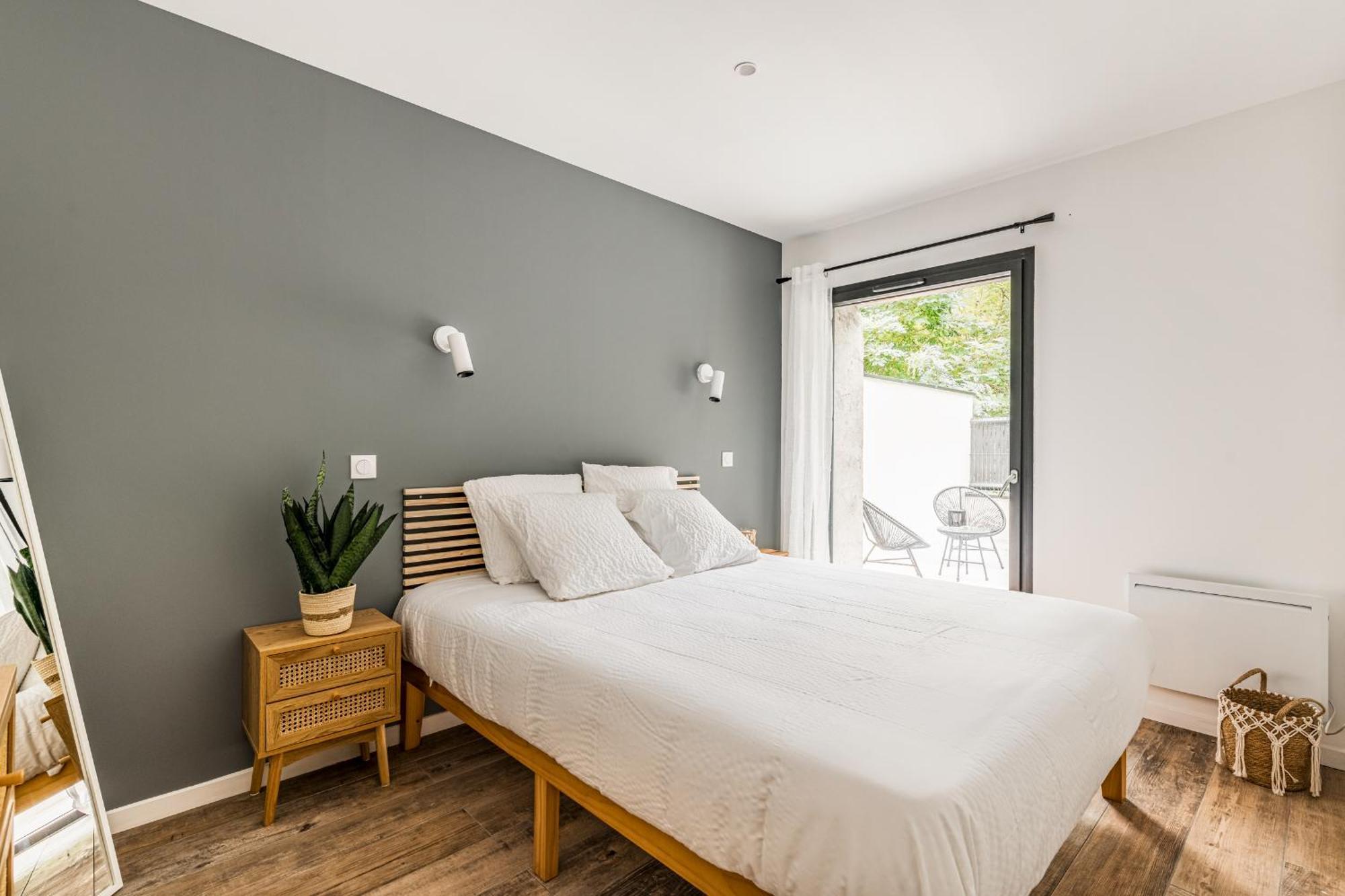 Chill Haven - Jacuzzi & Cinema - Queen Size - Parking - Terrasse Saint-Etienne  Extérieur photo
