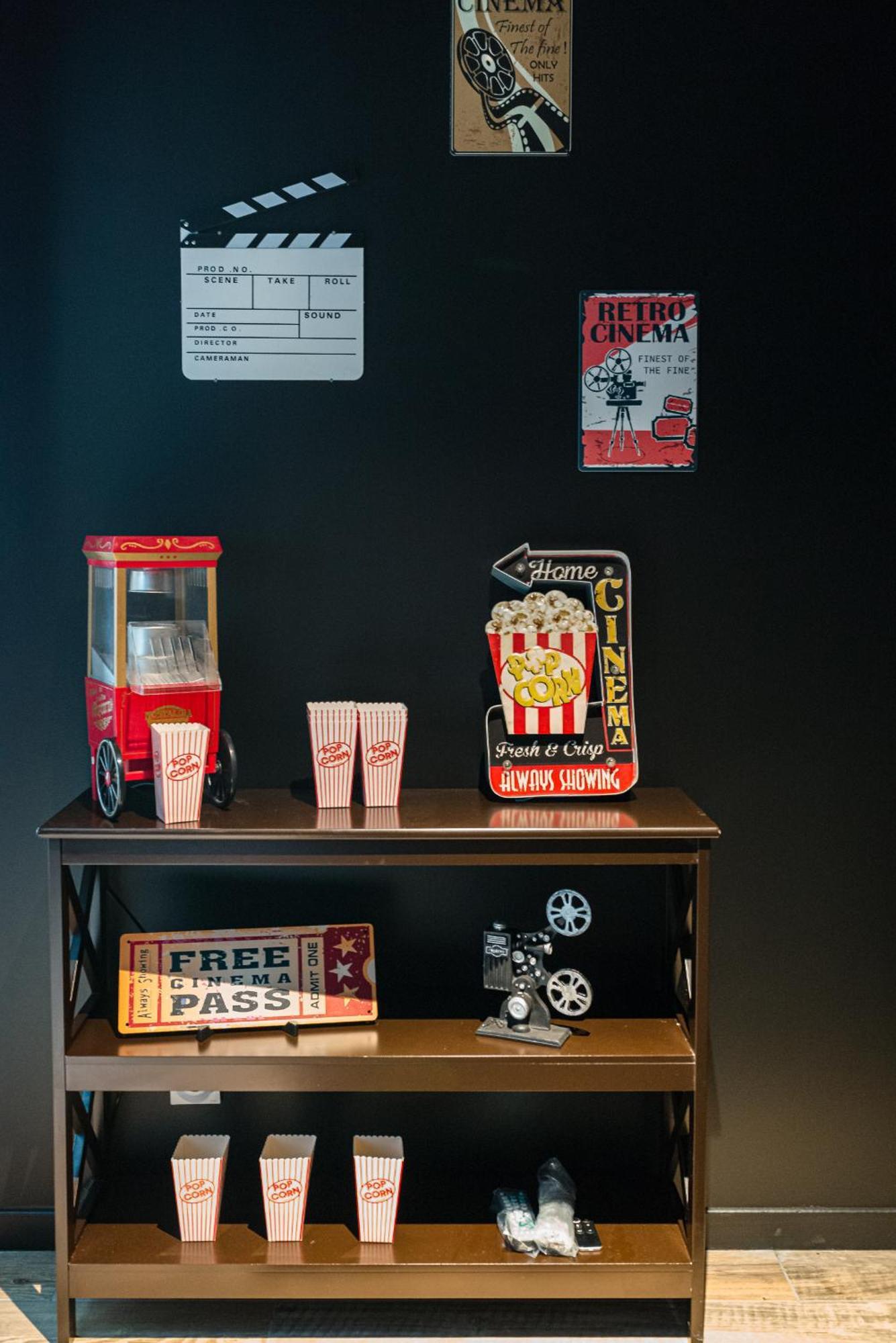 Chill Haven - Jacuzzi & Cinema - Queen Size - Parking - Terrasse Saint-Etienne  Extérieur photo